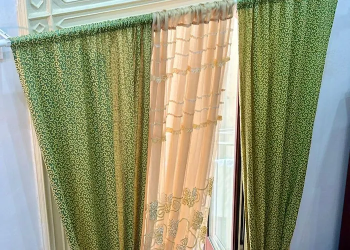 Apartamento Formidabile Esclusiva Dimora Nel Cuore Del Centro Storico A 10M Dal Duomo E Dal Mare *