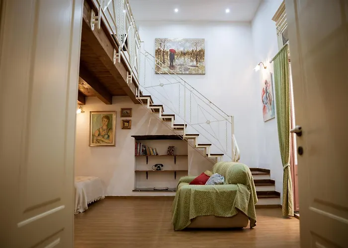 Formidabile Esclusiva Dimora Nel Cuore Del Centro Storico A 10M Dal Duomo E Dal Mare アパート *