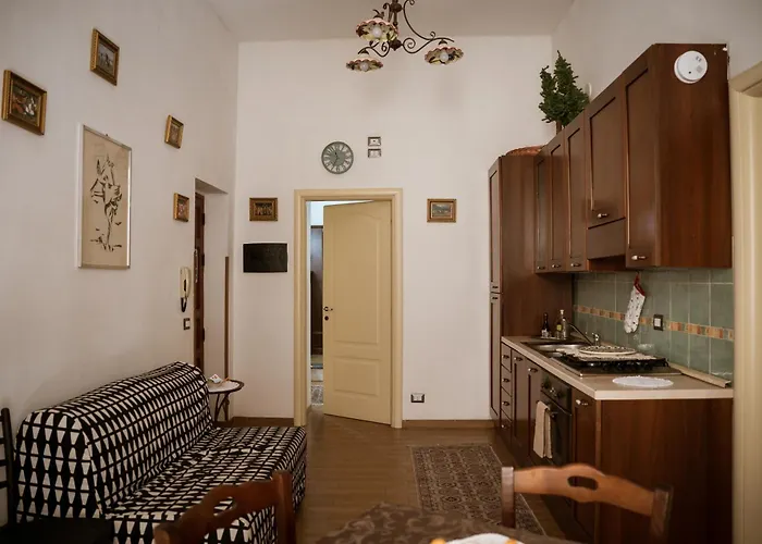 Formidabile Esclusiva Dimora Nel Cuore Del Centro Storico A 10M Dal Duomo E Dal Mare Apartmán