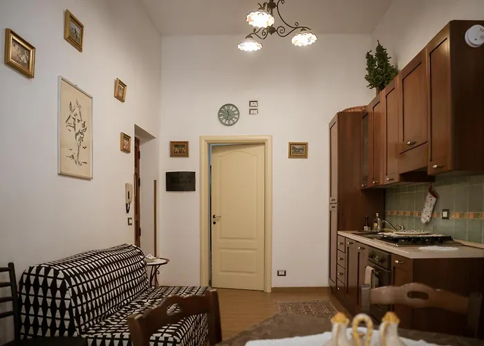 Apartmán Formidabile Esclusiva Dimora Nel Cuore Del Centro Storico A 10M Dal Duomo E Dal Mare