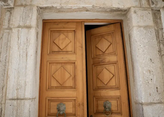 Formidabile Esclusiva Dimora Nel Cuore Del Centro Storico A 10M Dal Duomo E Dal Mare Apartmán