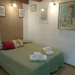 Formidabile Esclusiva Dimora Nel Cuore Del Centro Storico A 10m Dal Duomo E Dal Mare Apartment *