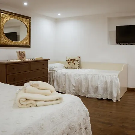 Apartamento Formidabile Esclusiva Dimora Nel Cuore Del Centro Storico A 10m Dal Duomo E Dal Mare Cefalú