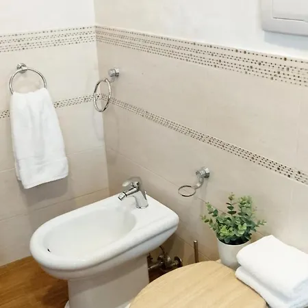 Appartement Formidabile Esclusiva Dimora Nel Cuore Del Centro Storico A 10m Dal Duomo E Dal Mare *